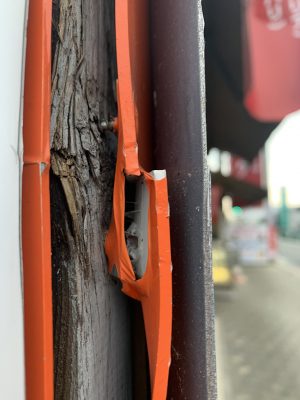 木枠看板の破損状況